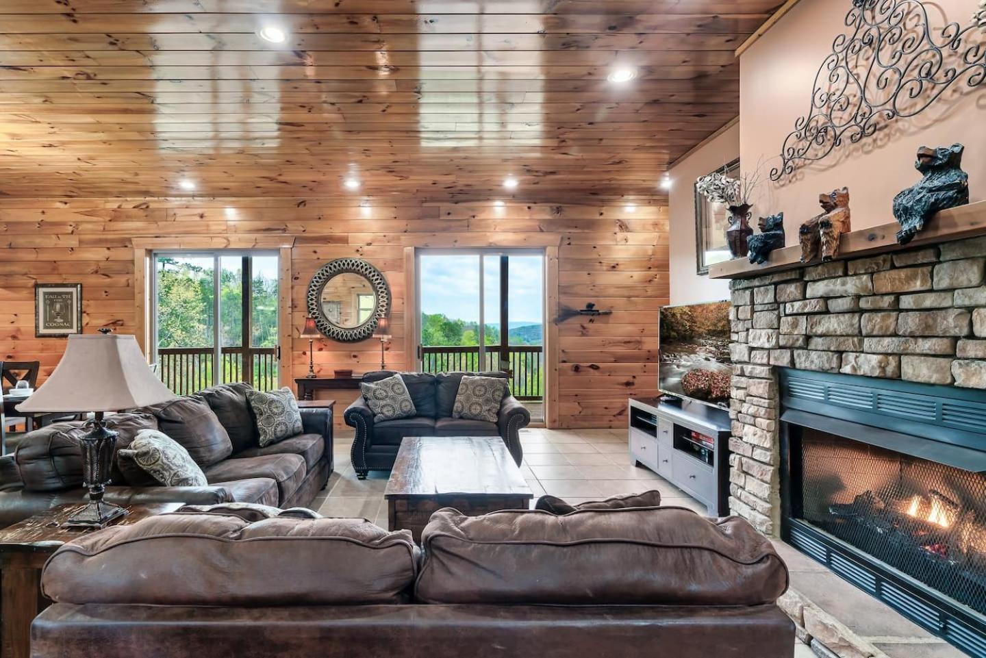 Top Mtn Views, Hottub, Games, 4 Suites, Pets セバービル エクステリア 写真